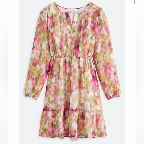 Gilli Caiti Chiffon Dress in Magenta